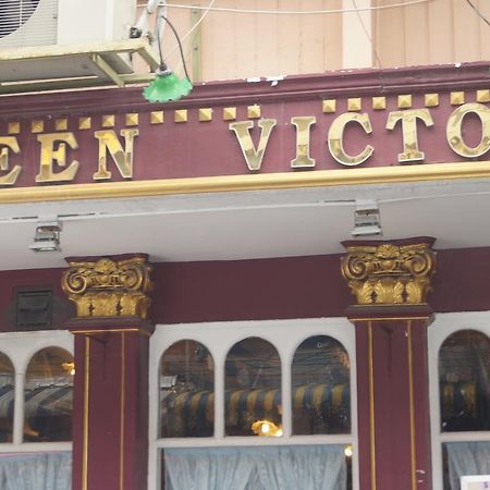 Queen Victoria Inn Pattaya Exterior photo