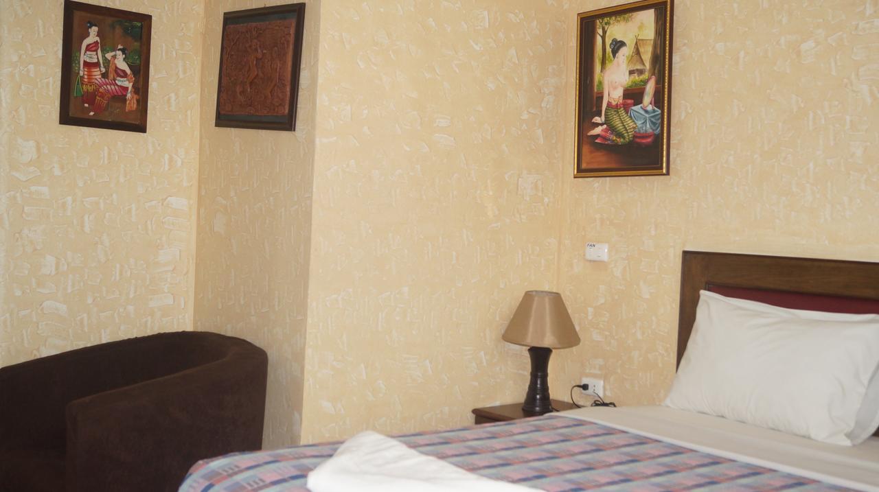 Queen Victoria Inn Pattaya Exterior photo